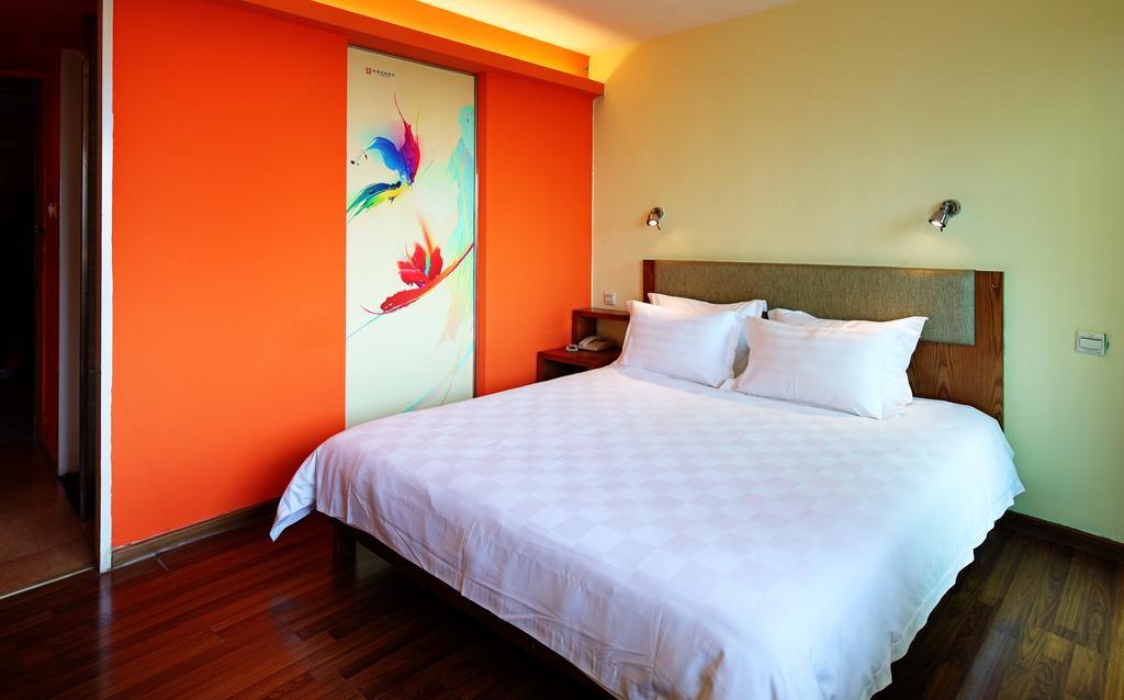 Gangding Garden Inn Guangzhou Room photo